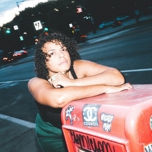 Oceanator & Frances Quinlan & HIT LIKE A GIRL